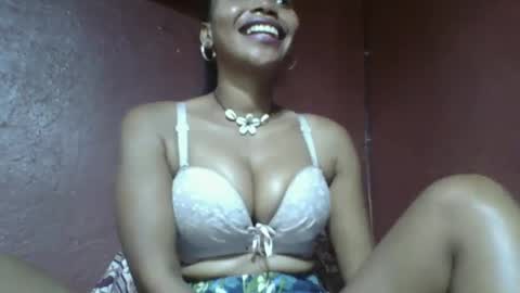 loveinlife750427 online show from March 12, 7:57 am