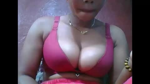 loveinlife750427 online show from January 15, 8:56 am