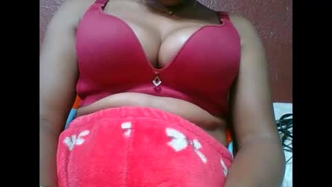 loveinlife750427 online show from September 18, 5:55 am