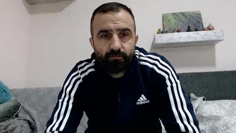 Snapshot of loveivat80 chatting on December 6, 6:31 am loveivat80 online show from December 6, 6:31 am