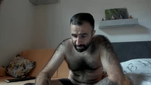 Snapshot of loveivat80 chatting on October 8, 8:31 am loveivat80 online show from October 8, 8:31 am