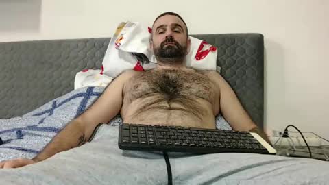 Snapshot of loveivat80 chatting on January 12, 7:21 am loveivat80 online show from January 12, 7:21 am