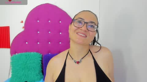 Amy online show from March 3, 5:20 am