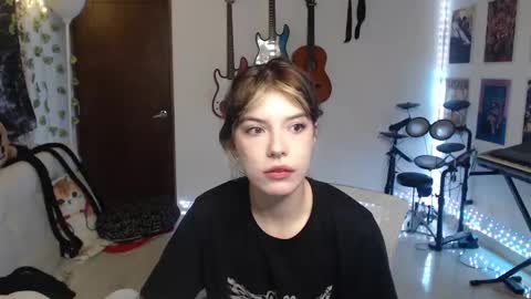 Cassie online show from November 4, 5:20 am