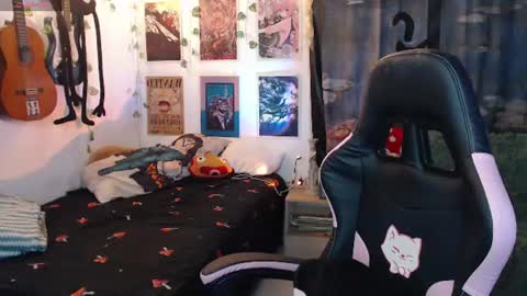 Cassie online show from June 17, 11:32 pm