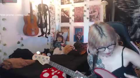 Cassie online show from June 26, 5:13 am