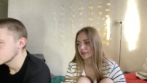 lovely_couple00 online show from March 10, 1:04 pm