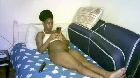 lovely_ebonies2 online show from March 28, 2:29 pm