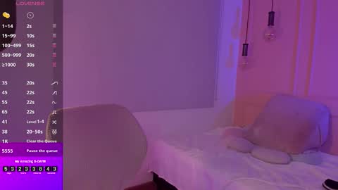 Emma online show from September 29, 1:21 pm