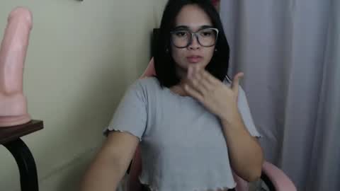 LOVE online show from November 18, 7:33 am