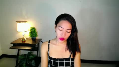 lovely_nathaliax online show from February 23, 7:07 pm