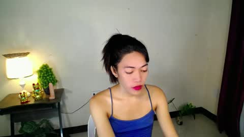 lovely_nathaliax online show from March 6, 2:30 am
