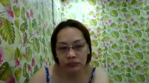 lovelyasiancutie online show from June 28, 9:44 pm