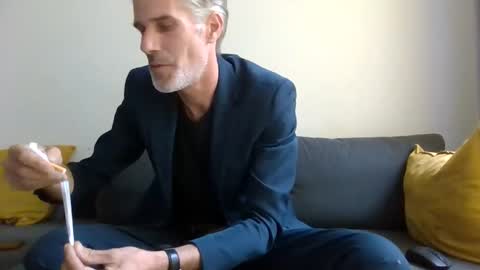 Max online show from September 11, 3:57 pm