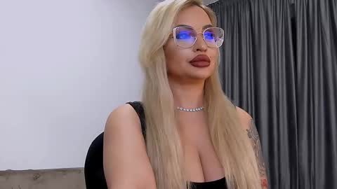 PrAllinXXXa online show from February 5, 12:03 am