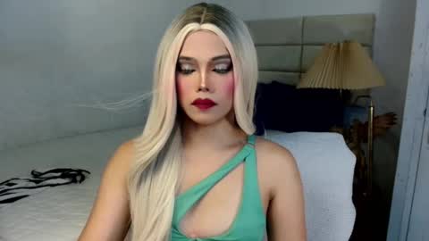 LOVELY CAREL 777 online show from November 11, 8:27 am