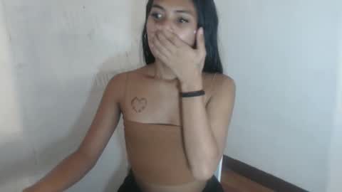 Carnilla online show from November 6, 10:35 pm