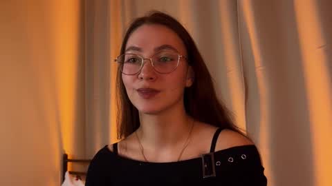 Solfiro online show from December 3, 6:19 pm