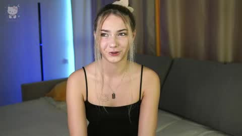 lovelygracee online show from June 4, 3:07 pm