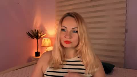 janny online show from June 2, 9:39 pm
