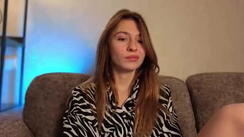 Kate only online show from November 8, 1:36 pm