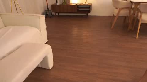 kim online show from October 28, 4:30 pm