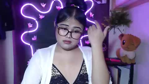 lovely online show from October 3, 9:34 pm