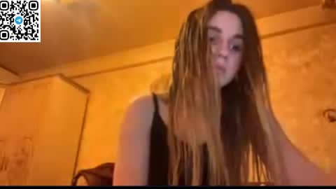 ELA online show from April 21, 6:37 pm