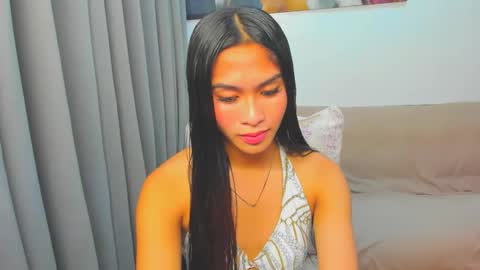 pauleen online show from November 25, 8:35 am