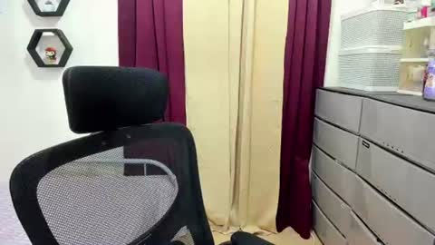loveme_fiona online show from July 29, 2:22 am