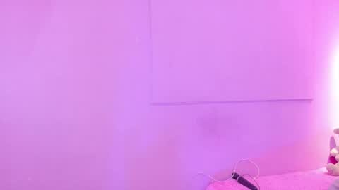 L O V E  online show from March 11, 12:30 pm