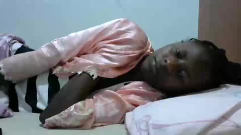 lovergal222 online show from February 8, 5:29 am