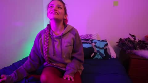 LovesKingdom online show from October 28, 4:46 am