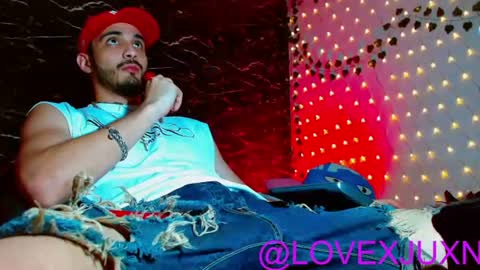 lovexjuxn77 online show from June 19, 2:28 am