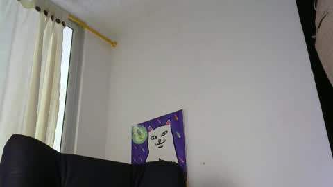 lovexjuxn77 online show from February 17, 7:13 pm