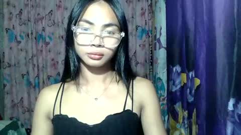 loving_rhean online show from July 8, 12:19 pm