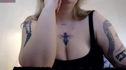 Call me Aphrodite online show from February 4, 7:34 am