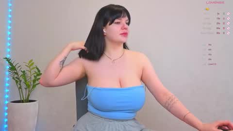 Vikkkk  online show from September 28, 7:39 am