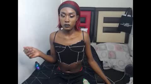 lsnnickykhanyile online show from April 16, 5:07 am