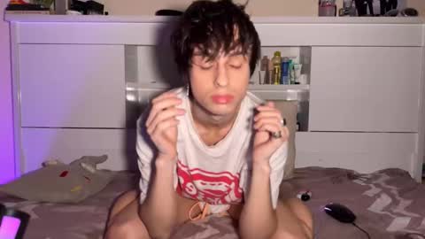 luan online show from November 3, 2:23 am