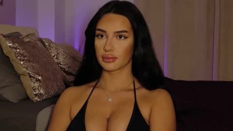 Luana Dess online show from February 25, 1:53 am