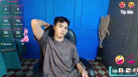 lUAN online show from June 11, 12:03 pm