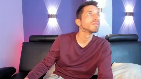 Lucas online show from April 16, 3:06 am