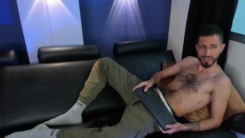 Lucas online show from February 27, 3:54 am