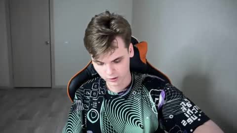 Lucas Gill online show from December 26, 4:58 pm