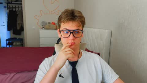 Lucas Gill online show from March 23, 9:58 am