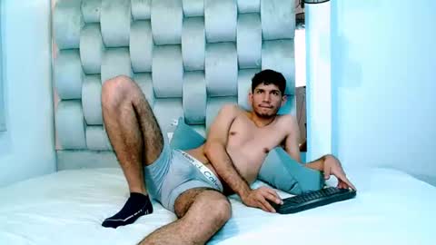 lucas_dream online show from June 13, 12:15 pm