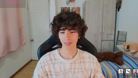 lucas_xo online show from January 6, 2:26 am