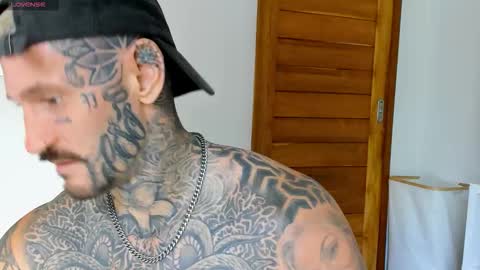 lucasexclusive online show from October 13, 8:49 am