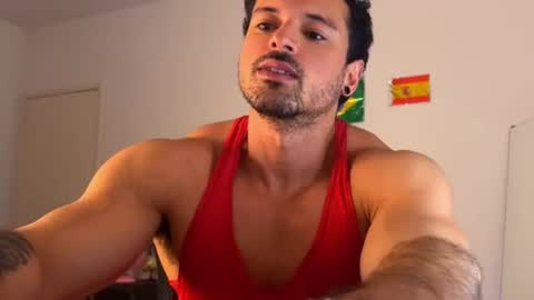lucasfit24 online show from July 12, 4:43 pm
